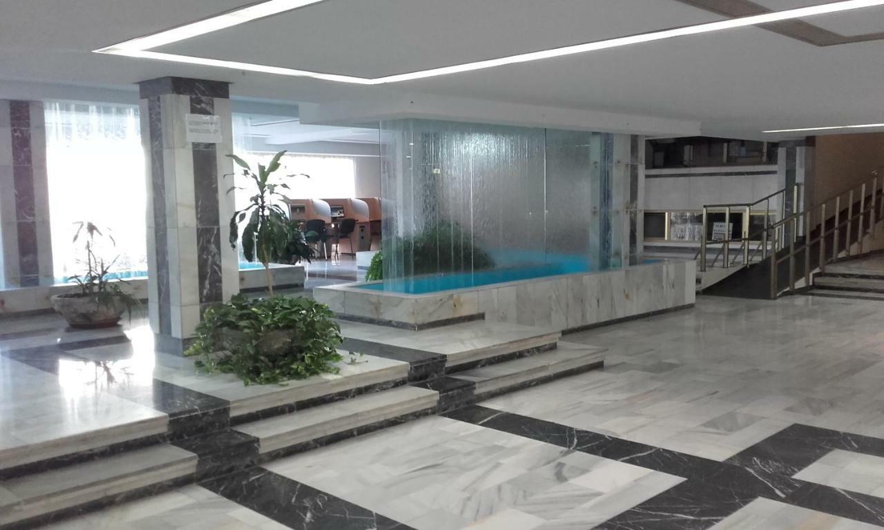 Jupiter Estudio เบนัลมาเดนา ภายนอก รูปภาพ